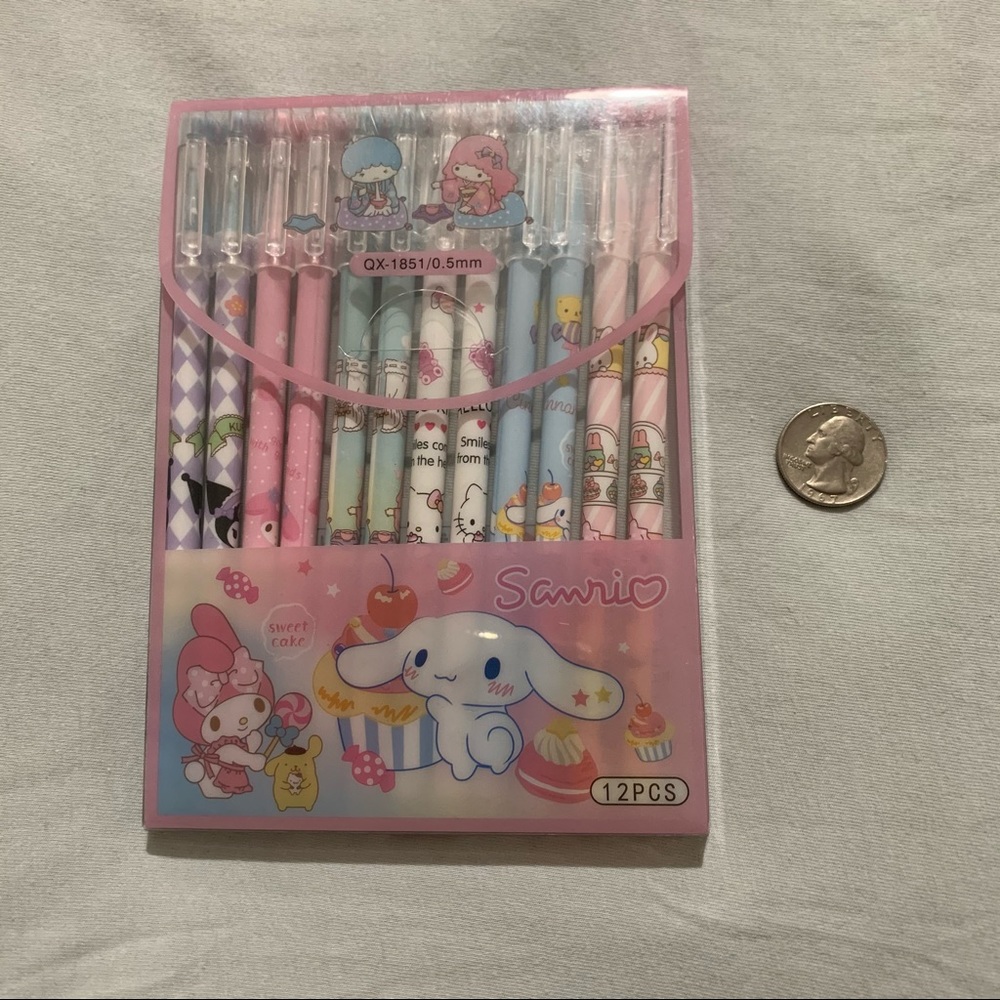 Set of 12 Sanrio Black Ink Pens in a Plastic Carrying Case - Picture 14 of 14